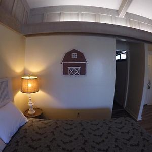 King Room Two King Beds